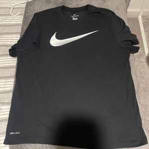 Black Nike, dry, fit t extra large